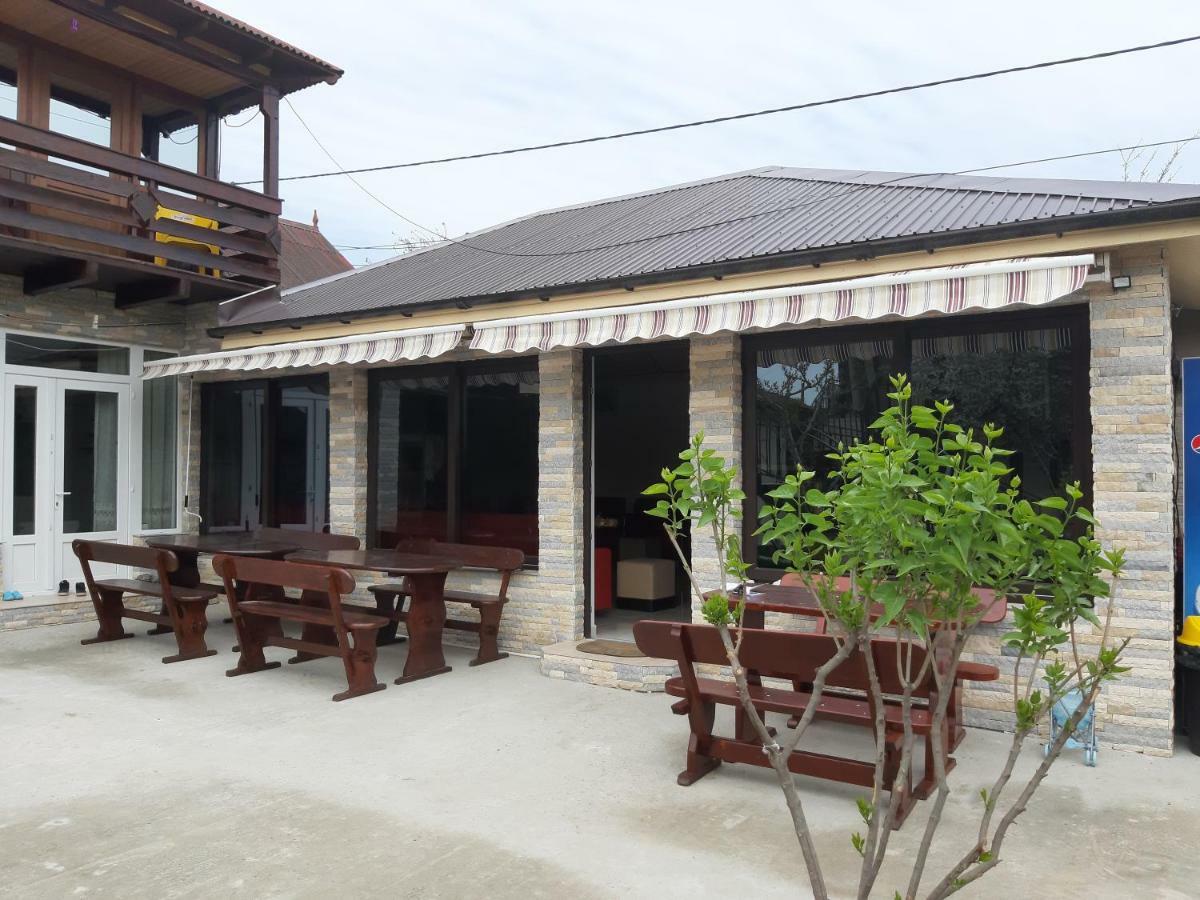 La Babusca Hotel 2 ไม ภายนอก รูปภาพ